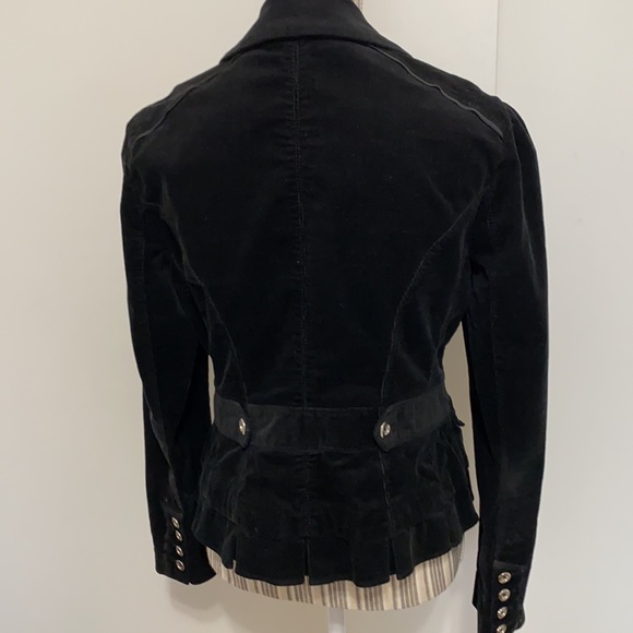 Jacket - Picture 4 of 11